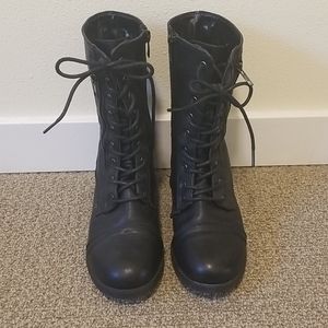 combat/ motorcycle boots